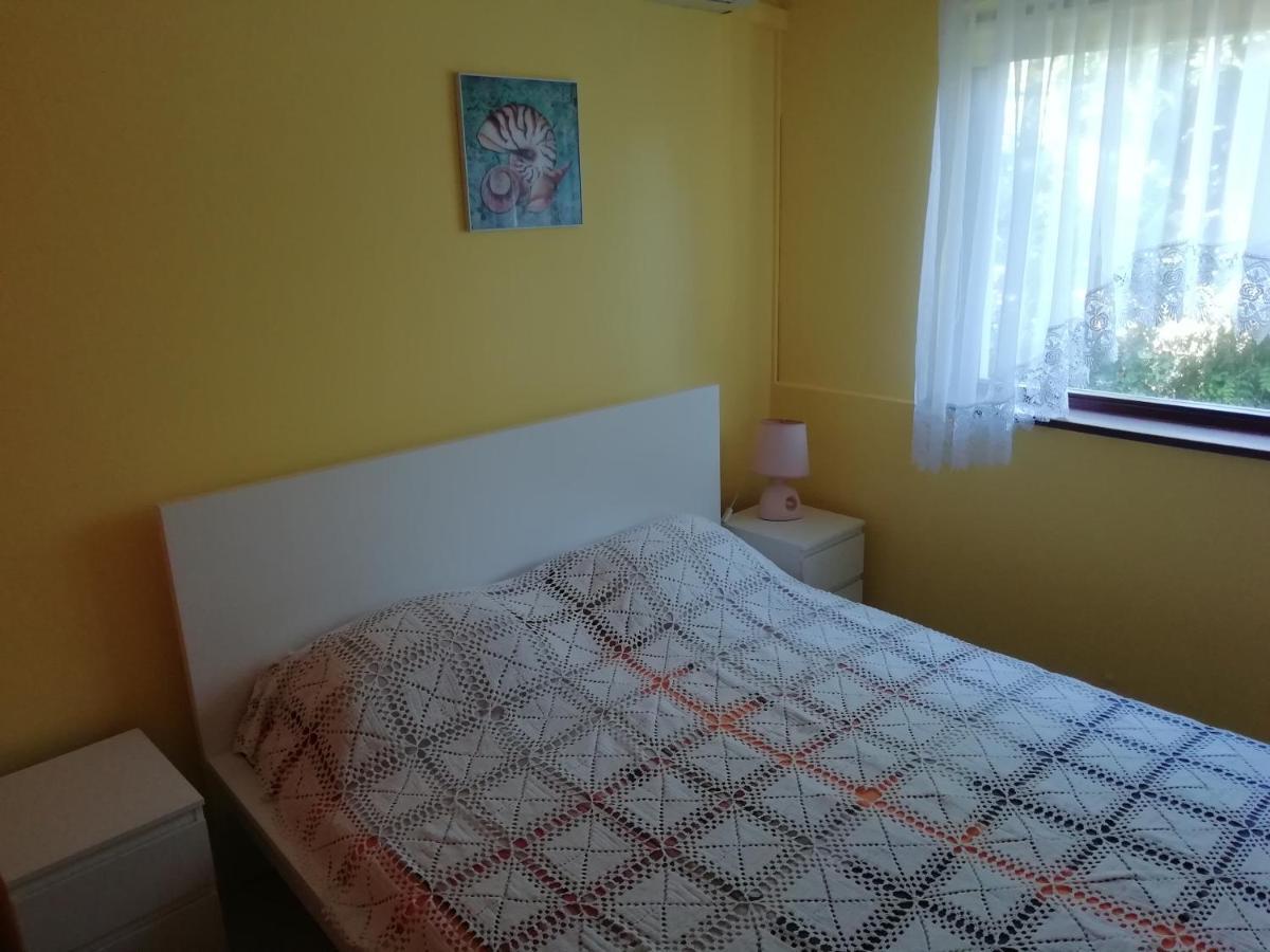 Guest House By The Captain Varna Bagian luar foto