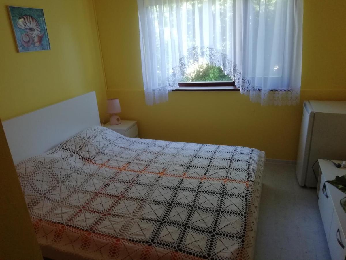 Guest House By The Captain Varna Bagian luar foto