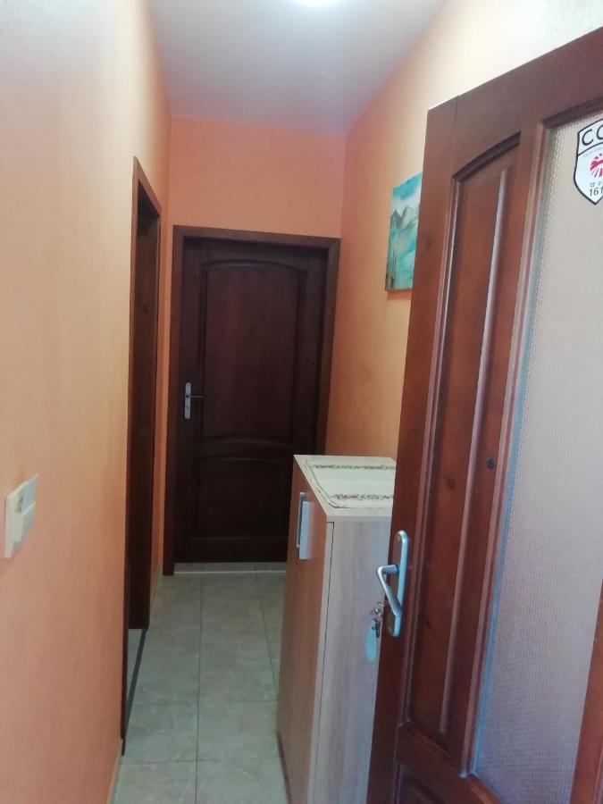 Guest House By The Captain Varna Bagian luar foto