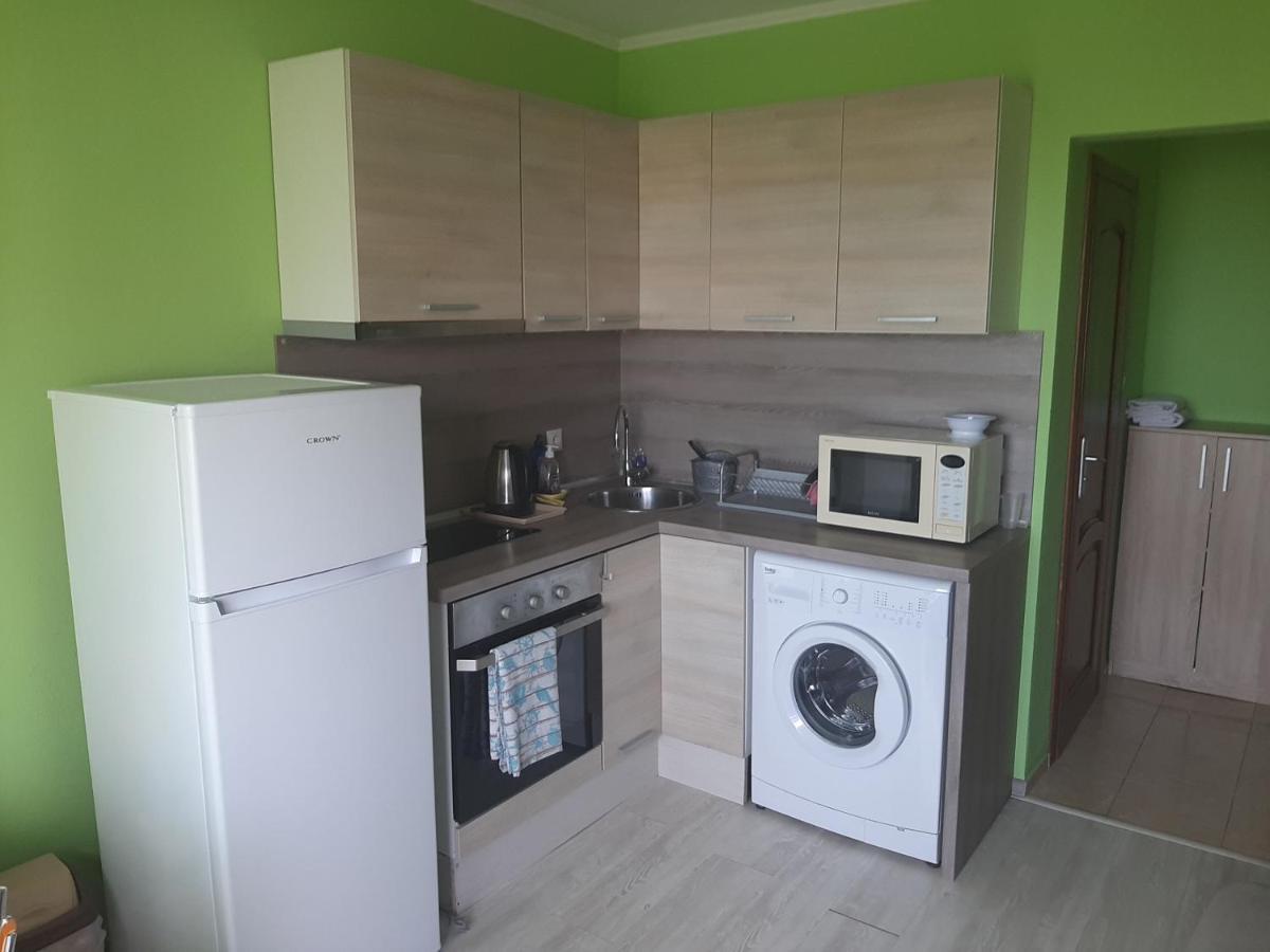 Guest House By The Captain Varna Bagian luar foto