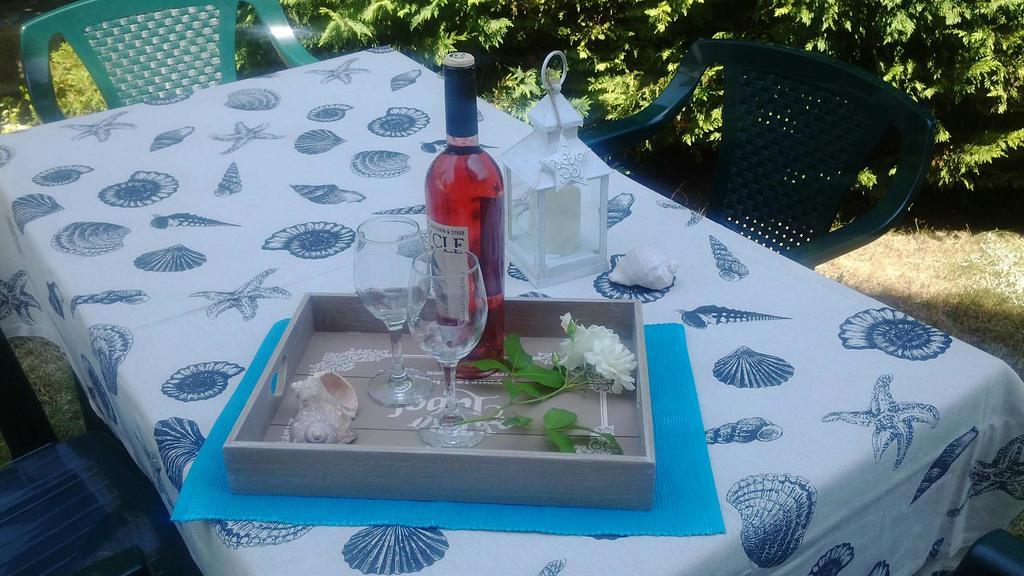 Guest House By The Captain Varna Bagian luar foto
