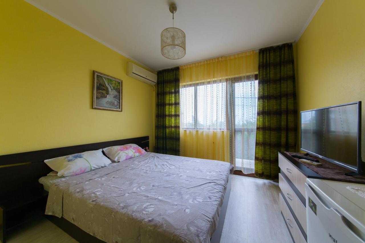 Guest House By The Captain Varna Bagian luar foto